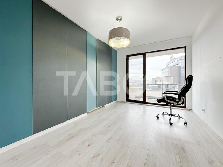 Penthouse exclusivist de vanzare panorama pe lac Comision 0%