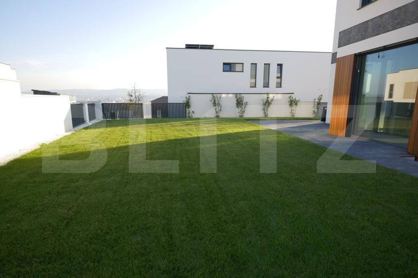 Vila Smart Home. Cu panouri solare, 4 dormitoare, birou si sauna.