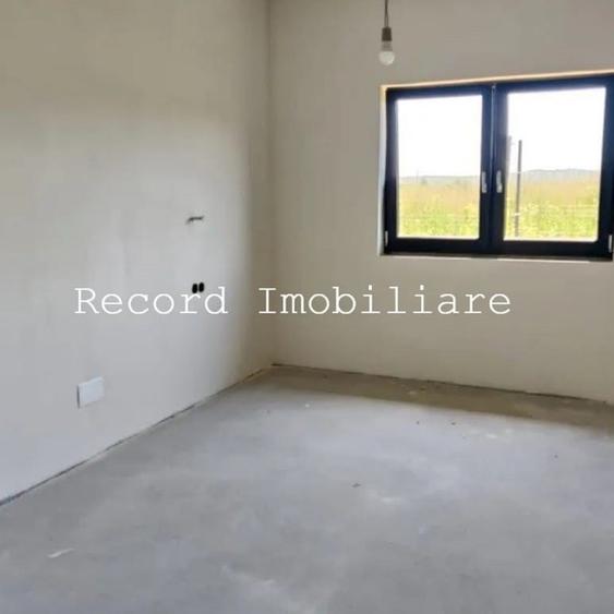 Casa individuala pe un singur nivel 130mp,teren 800mp comuna Chinteni