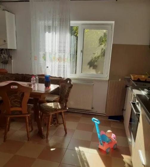 Casa 4 Camere | Gorjului | Parcare | Centrala proprie