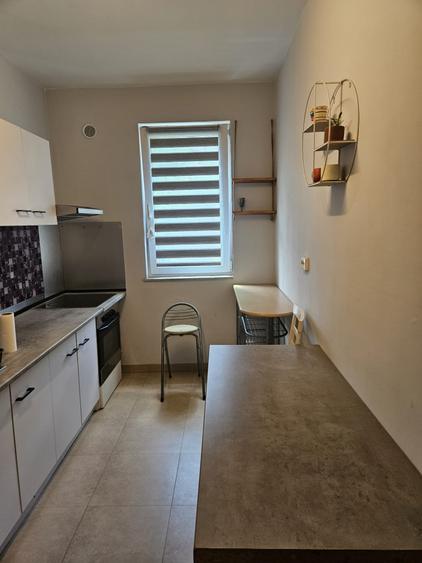 Apartament modern, 2 camere, cu balcon, parcare, Roata Faget!