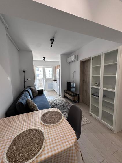 Apartament cu 2 camere/ Studio, Metrou Berceni