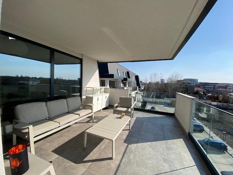 Apartament exceptional pe 2 etaje, mobilat/ Petrom City
