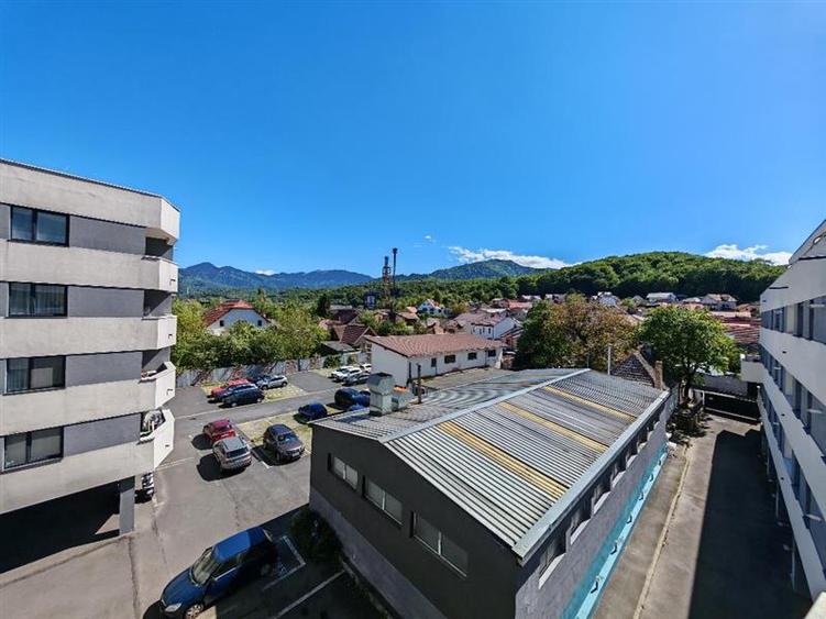 Inchiriem Apartament 2 Camere, Mobilat, Open Space, Racadau
