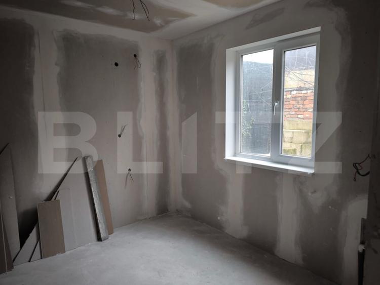 Casa P+M 80 mp utili, 230 mp teren, zona Lascar Catargiu