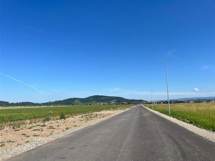 Teren intravilan 639 mp Harman | Zona de case | Acces DN11
