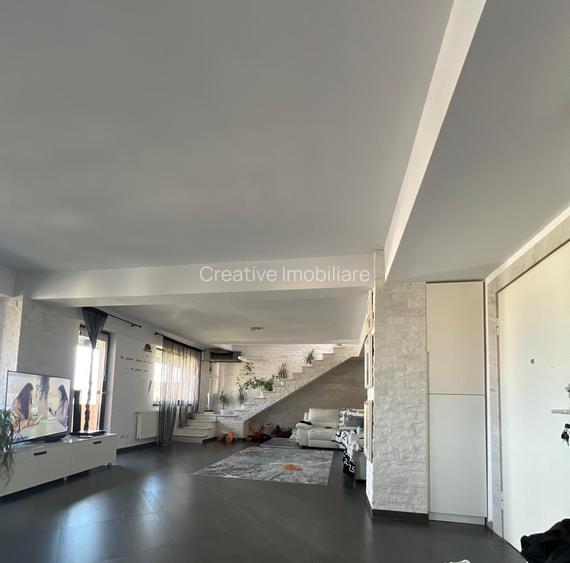 OPORTUNITATE DE INVESTIȚIE: Apartament exclusivist tip duplex - 156 mp - 6