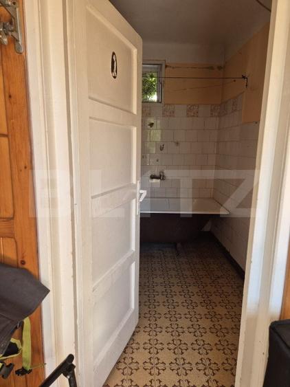 Casa cu 3 camere, zona 7 Noiembrie