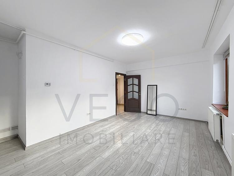 Spatiu de birou/cabinet de inchiriat, 33 mp, Central, zona Horea