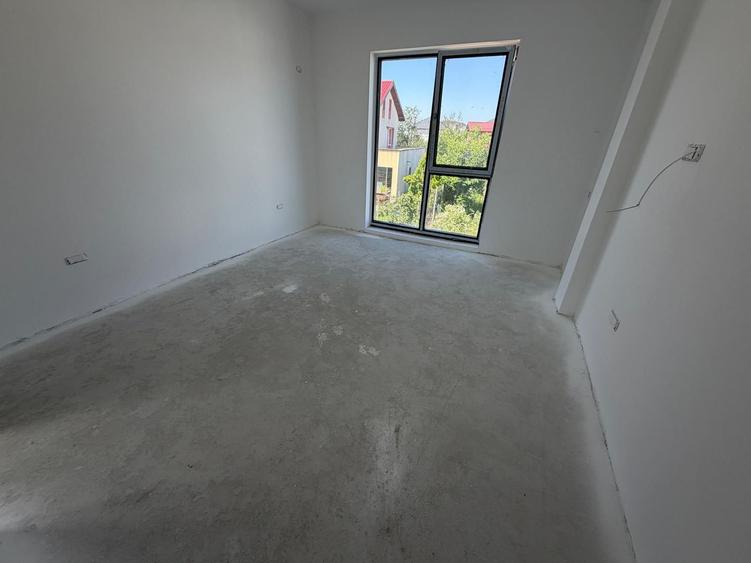 CASA INDIVIDUALA- 4 CAMERE, TOATE UTILITATILE, TEREN 240 MP, COMIS 0%