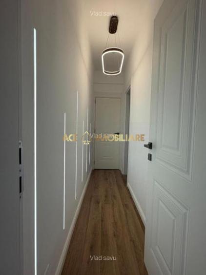 3 Camere de inchiriat | Universitate | Metrou | Centrala | Mobilat