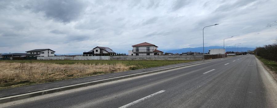 Stupini str. Barsei, asfalt, utilitati, 14 loturi 500-700 mp, suprafata 7692 mp.