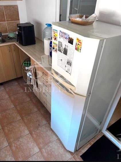 Garsoniera de vanzare cu parcare inclusa in pret in cartierul Iris - 4