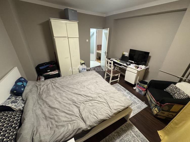 Apartament 3 camere zona Centrala - 2