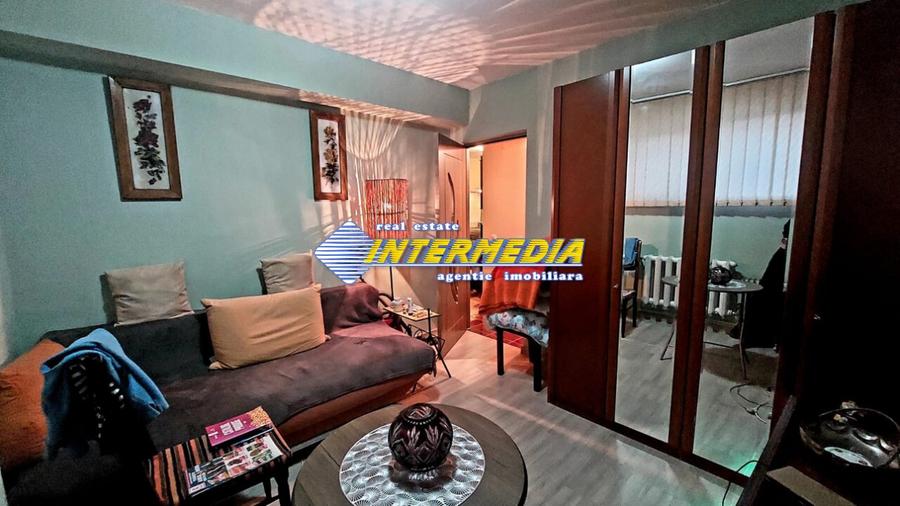 Apartament  cu 2 camere decomandat de vanzare Cetate Alba Iulia