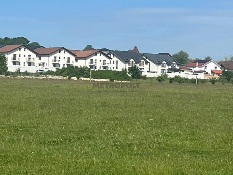 Teren intravilan 646 mp Calea Cisnădiei – Str. Zorilor- deschidere la 2 drumuri
