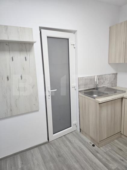 Spatiu comercial, 3 birouri, 220 mp, zona Mall Bistrita