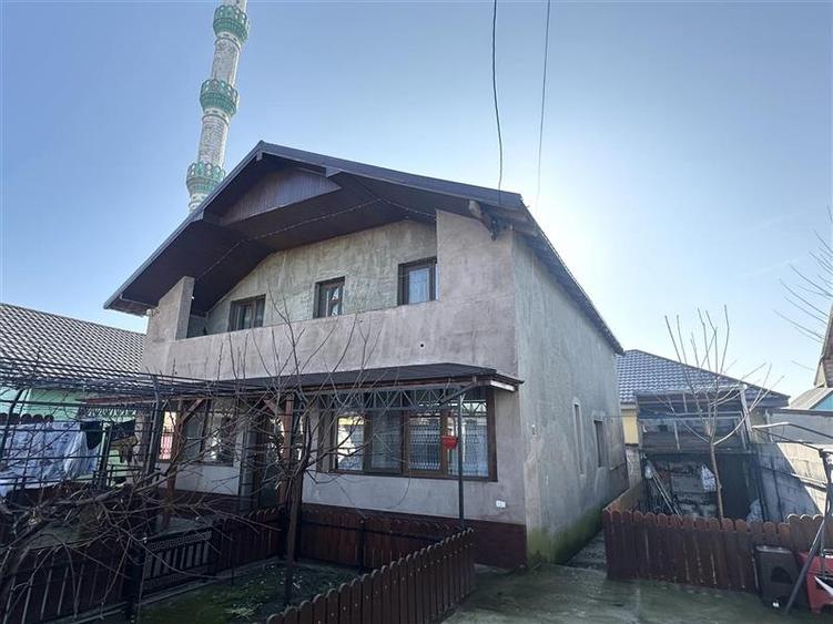 Casa P+M Foarte Spatioasa, 6 Camere, Valu lui Traian