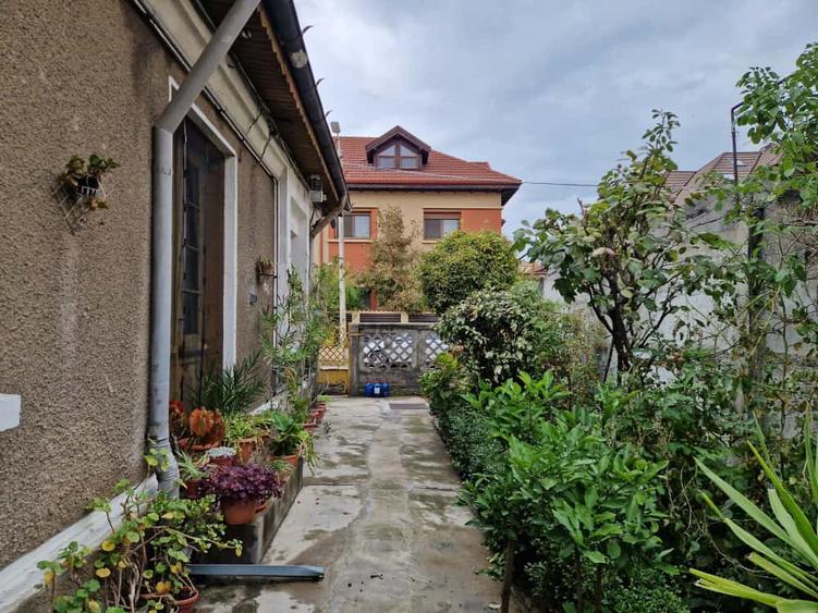 Casa cu teren in proprietate - Investitie - Baba Novac