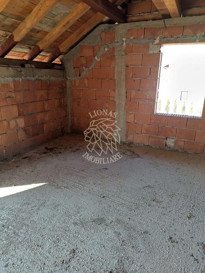 Casa/ Vila la Rosu- 365mp-1000 mp teren- regim P+1- Zona Viisoara
