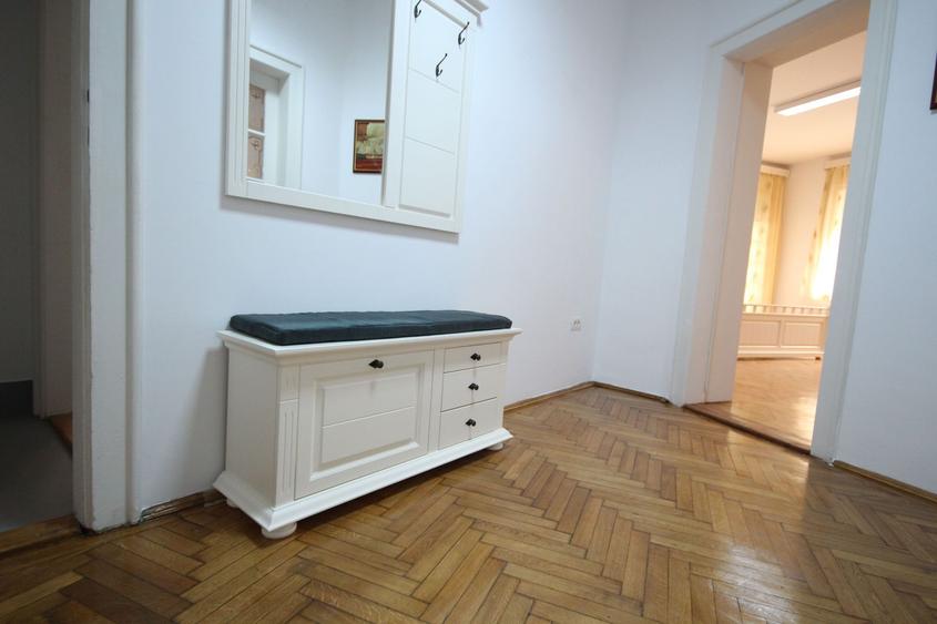 Spatios si renovat