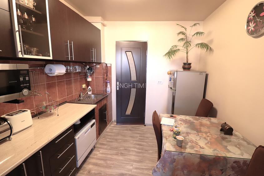 Apartament mobilat si utilat in zona Complex. - 6
