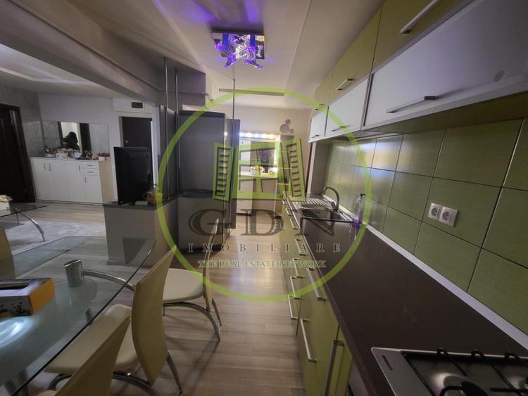 Apartament 3 camere, open space, 74 mp, Calea Severinului, zona Dedeman.