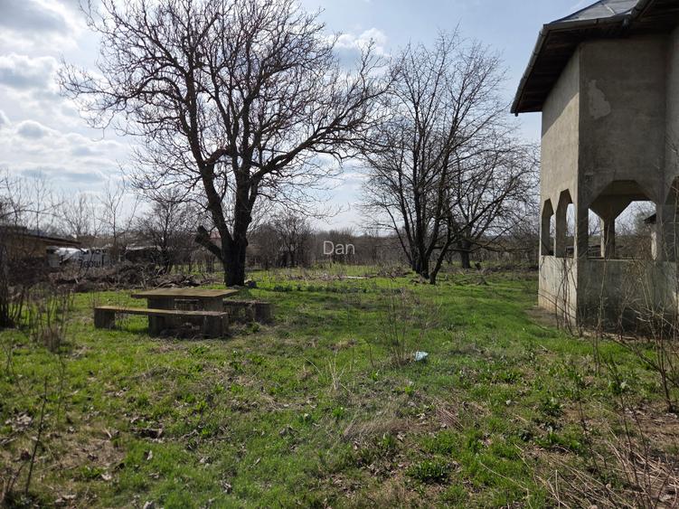 Teren intravilan 3.842 mp + Casă P+1+Pod 144 mp  - 8