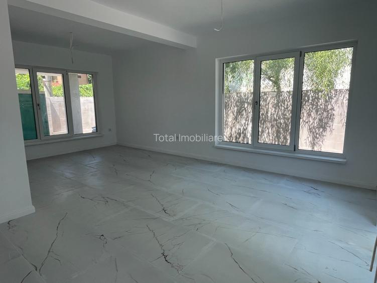 CASA INDIVIDUALA CUPLATA STR. PALTINIS 52 PLOIESTI - 10