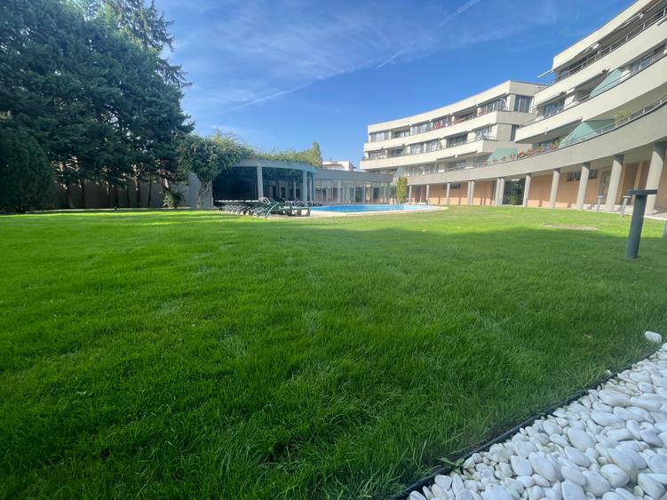 Apartament 3 camere complet mobilat loc de parcare subteran inclus