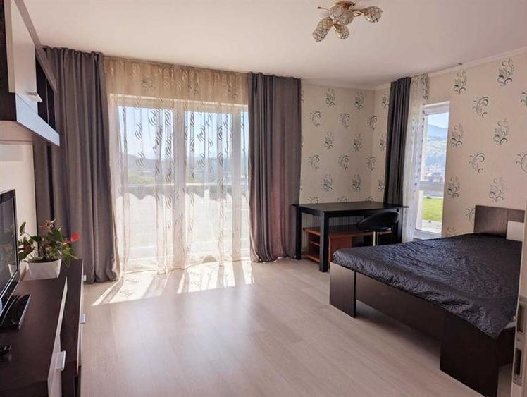Vand apartament 2 camere