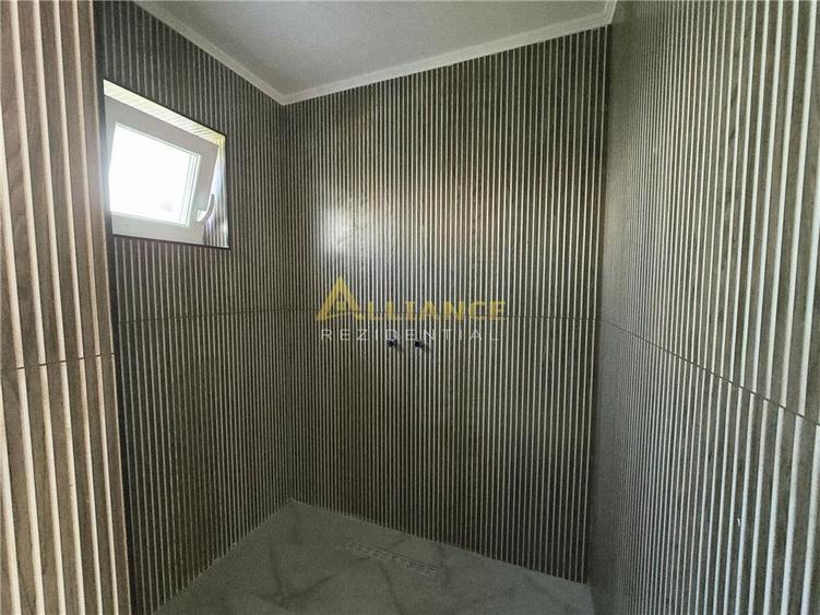Casa individuala- 6 camere - 4 bai- 3 dressinguri-100m de autobuz