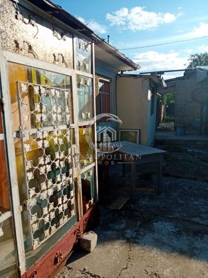 Oportunitate de investitie! Casa in Dealu Viei – Merei/BZ ~ teren 700mp ~ d=40m