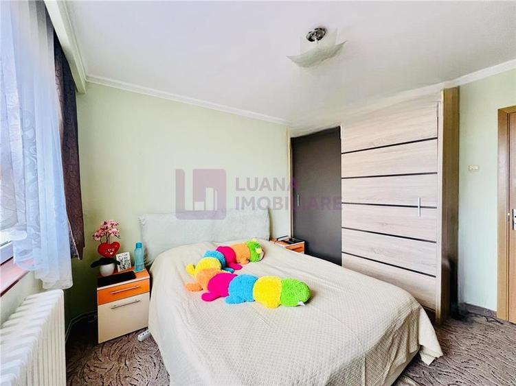 Apartament cu 3 camere | Vasile Aaron | decomandat | pivnita si boxa