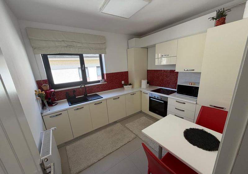 Apartament 2 camere de vânzare, Borhanci – zona Erich Bergel, bloc tip vilă.