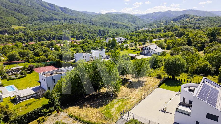 Teren 1340 mp în Cisnădioara – Cu Vedere la Cetatea Medievală și Munții Făgăraș - 12