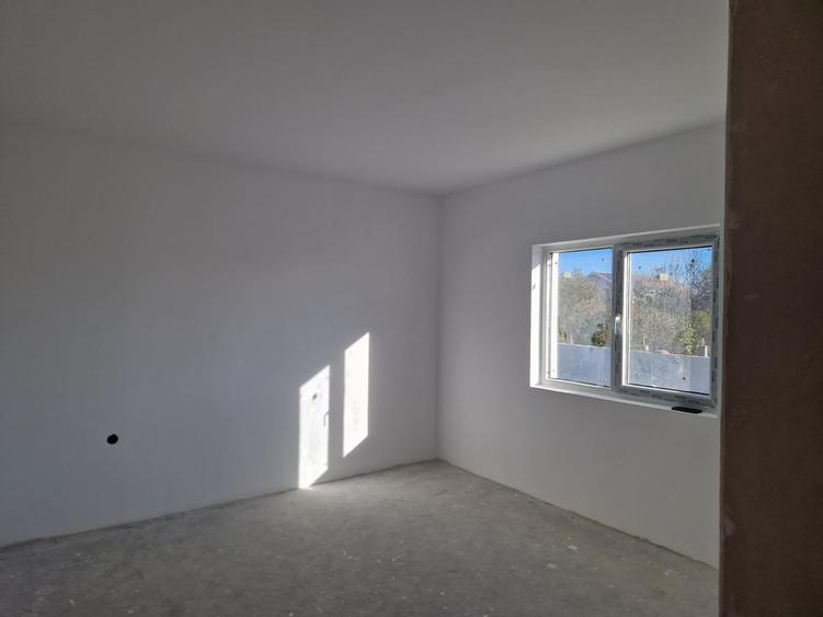 Agenție imobiliară vindem casa la sol în Năvodari