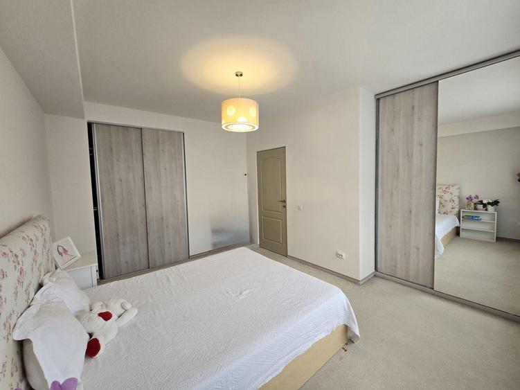Duplex 4 camere, mobilat si utilat zona VIVO
