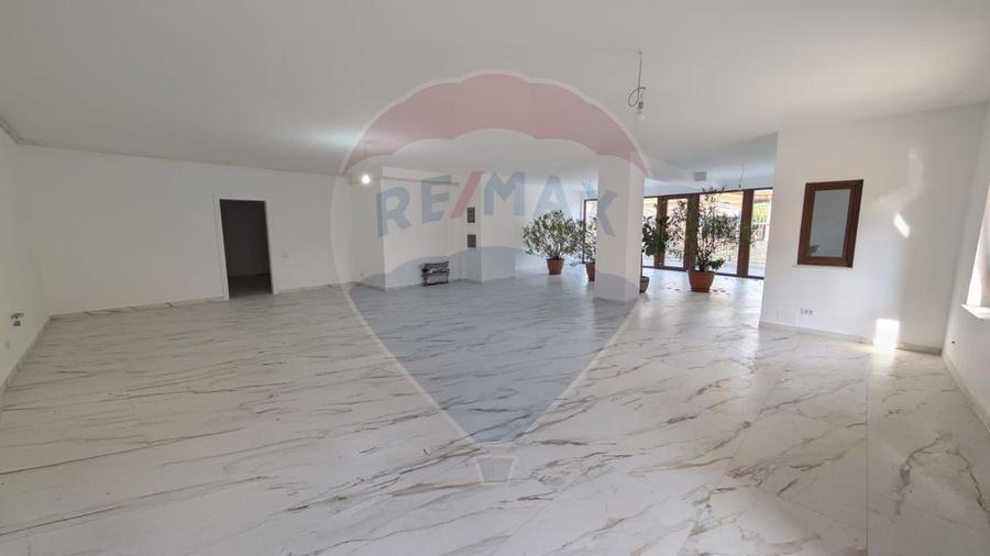 Spațiu Comercial 135mp | Zona Abator | Parter | Vitrină | 1500€