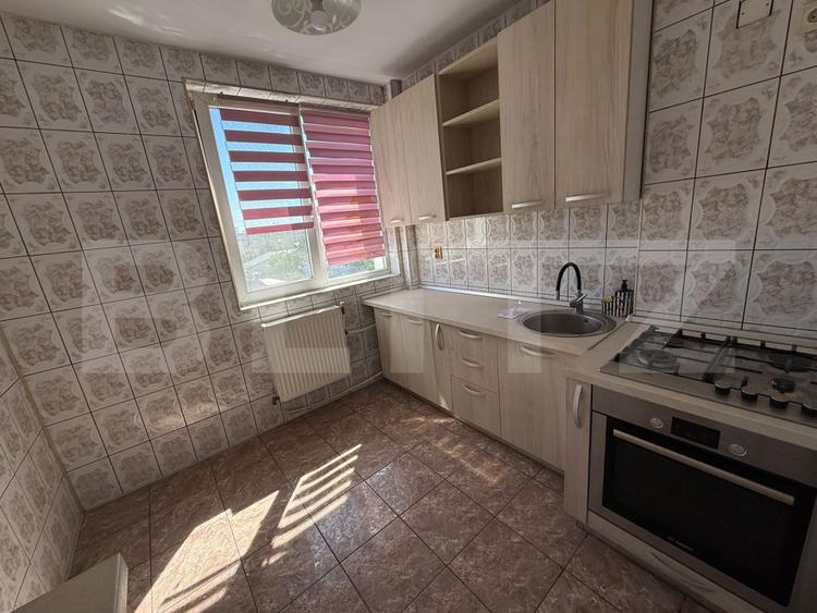 Apartament 3 camere, 59 mp, zona Republicii