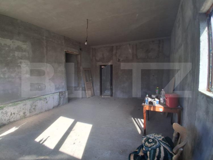 Casa 4 camere, 150 mp, teren 1470 mp, zona Ursati