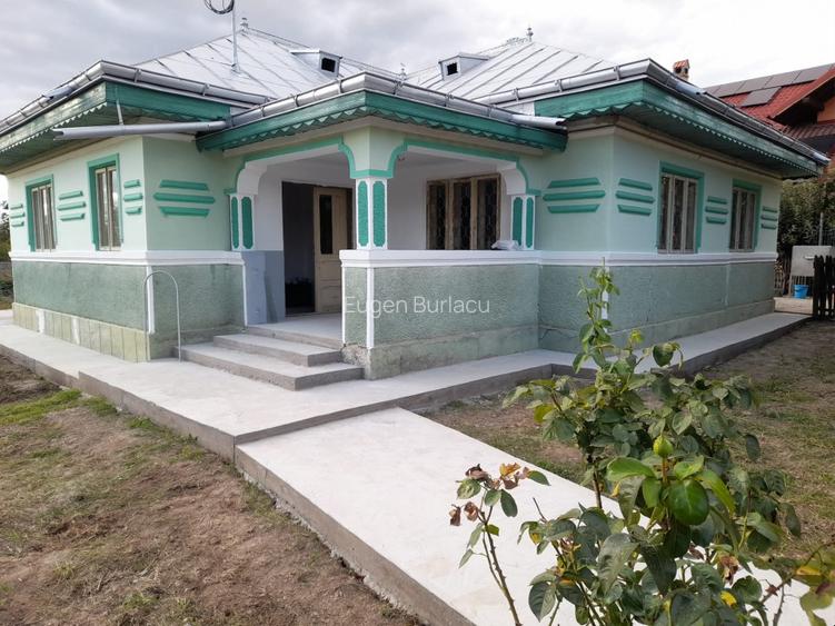 Casă cu teren la Prăjești-18km de centrul Bacăului  - 8