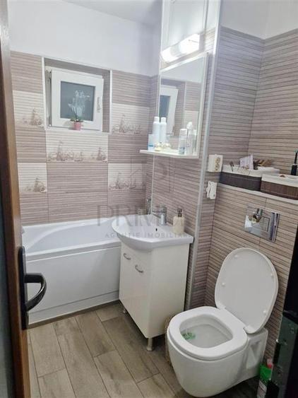 BABA DOCHIA - 4CAM - DECOMANDAT - RENOVAT - 2 BAI COMPLETE - CENTRALA/AC - CONFO