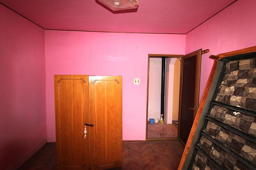 Apartament cu 3 camere in Micro 19