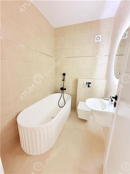 Penthouse cu 4 camere 111 mp utili terasa 78 mp doua locuri parcare