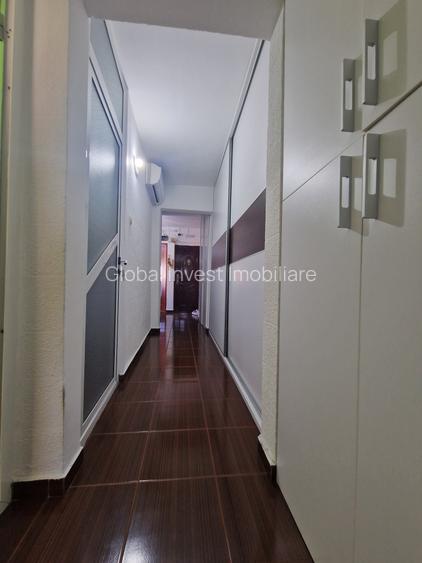 Navodari(Sud)- 3 camere decomandate confort 0, parcare, gaze - 87.000euro - 22