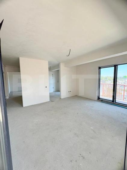 Apartament 3 camere, 71.40 mp,  zona VIVO