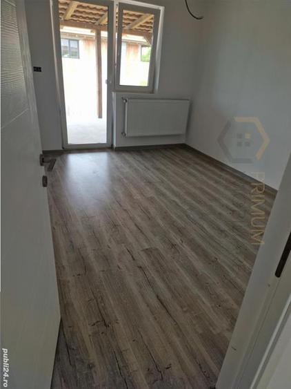 Utvin- duplex spatios- toate utilitatile