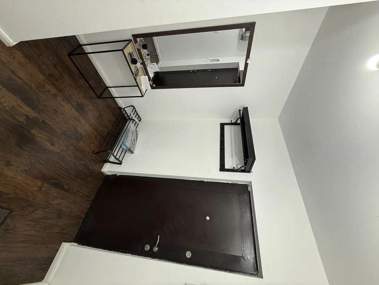 Apartament 2 camere de închiriat - zona Baba Novac
