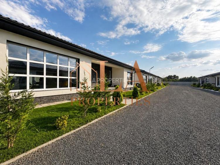 Casa 4 camere | Panouri fotovoltaice 10Kw | Pompa de caldura | Domnesti